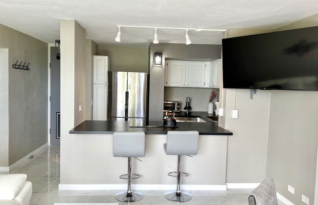 Stunning Views Best Locale Hilo 2BRCondo - Photo 11