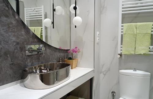 Pilea Luxury Apartments 2 - Photo 17