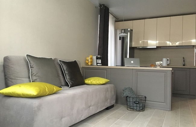 Apartment on Ostryakova Pr. 28. - Photo 11