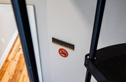 The Modern Boho Brick Loft - Foto 60