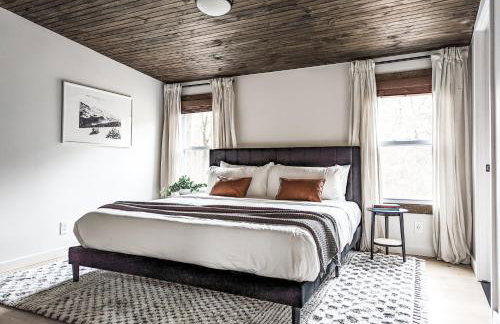 Pinewood Bungalow - Luxury Cabin, Kid-Friendly - Foto 7