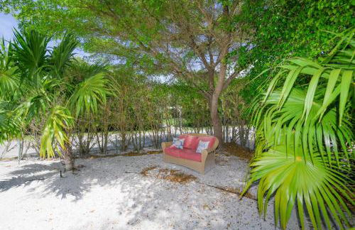 Beach Side Babe - Foto 31