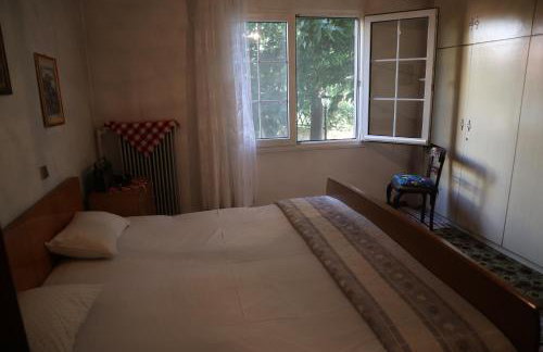 Angela House - Photo 39