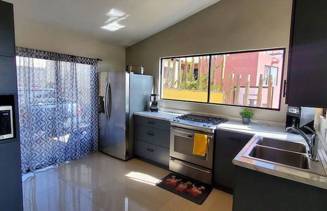 Casa Playitas - Vista Al Mar With Ozon, Locacion Centrica - Photo 32