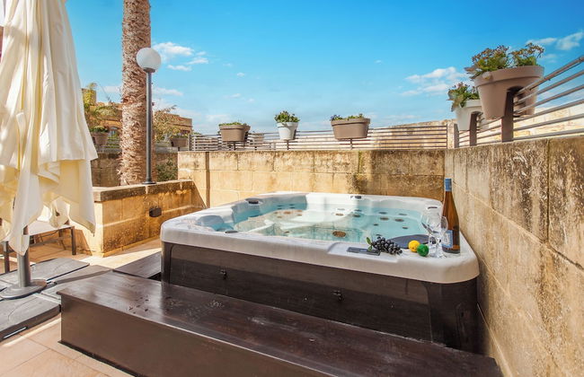 Harbour Views Gozitan Villa + Shared Pool - Foto 1