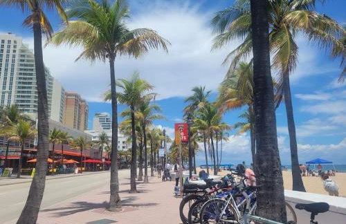 Kevin#B Chic Studio with Patio near Fort Lauderdale Beach - Foto 29
