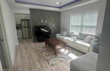 Entire Guest Suite with Elevator near Tysons Corner-Private & Independant - Foto 5