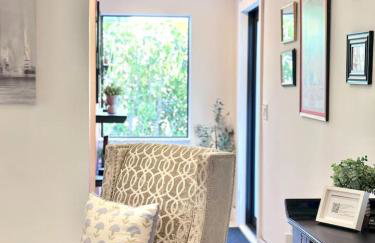 The Miami Grove Oasis - Photo 12