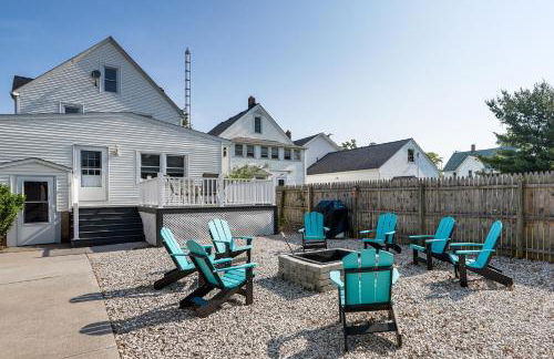 Walk to Beach Home with Pool in Vermilion - Foto 31