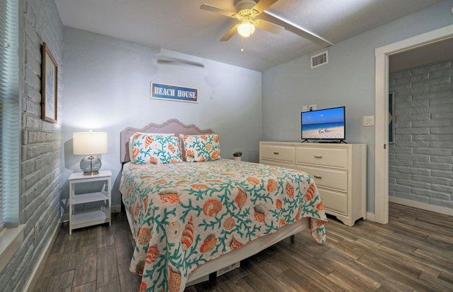 Beach Boardwalk Access Pool + Remodeled Interior Tropical Haven by Avantstay - Photo 117