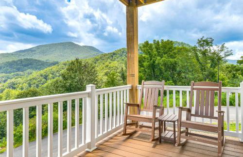 Mtn Views and Stunning Fall Hikes Maggie Valley Apt - Foto 21