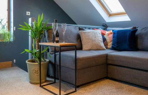 Stunning rural stay with idyllic views & great location - Photo 13