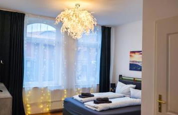 Premium Gruppen-Apartments in Gründerzeit-Villa mit Schlossblick und Parkplatz 16 Gäste - Foto 30