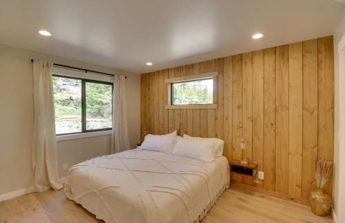 Lakeside Cabin with Hot Tub 3 Mi to Flathead Lake! - Foto 17