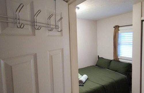 Downtown Charm Two Bedroom Home - Foto 49