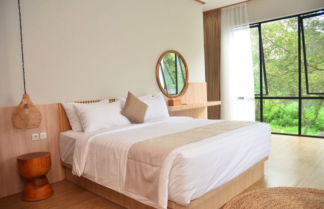 Maplewood Mountain 9BR with Heated Pool - Photo 2