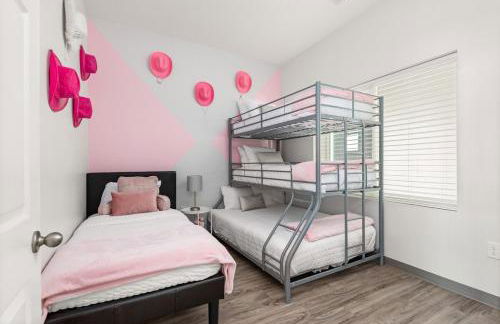 Unit 105 Stylish Condo with Free Parking and Close to Downtown - Foto 16