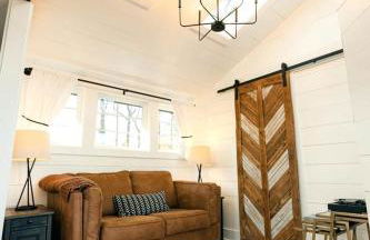 Breathtaking Tree House with Jacuzzi and Lofted Interior in Georgia - Foto 9