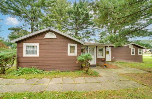 Walk to Beach and Lake Idyllic Escape in Edinboro! - Foto 24