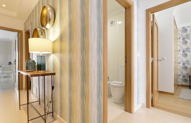 Gorgeous Beach Flat - Photo 16