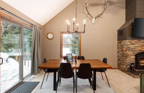 Majestic Escapes Hot Tub Firepit Deck Large Yard - Foto 12