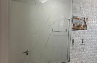 Bom retiro · 6 km Aeroporto/ 1 km do Shopping Garten/2km Square - Photo 54