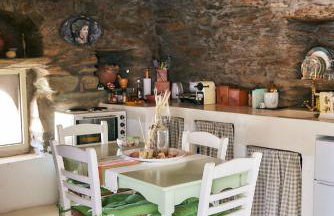 Παραδοσιακός πέτρινος ξενώνας σε φάρμα - Foto 7