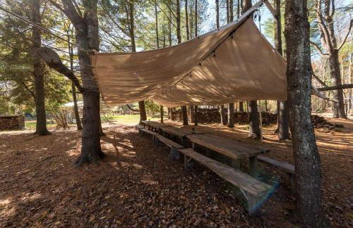 Incredible Spacious Dome for A Group Glamping Experience Surrounded by Nature in Woodridge, New York - Foto 32