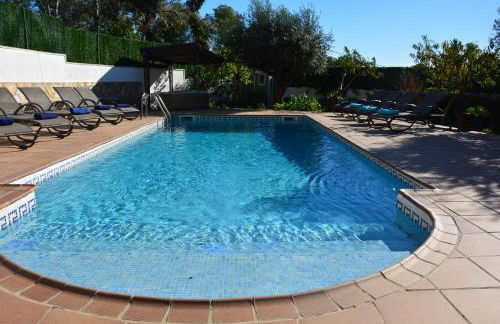 Villa Lluna Sitges 15 minutes drive from Sitges Swimming pool XXL 16 people - Foto 7
