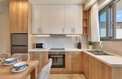 Superior family apartment w/pool dining area - Photo 8