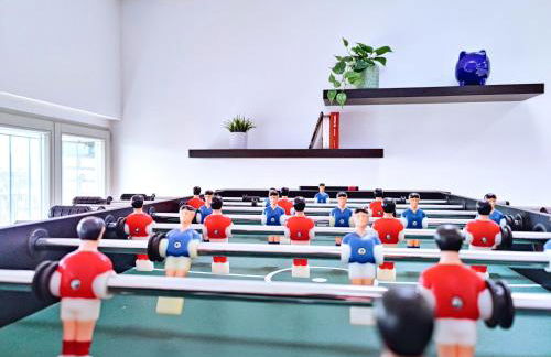 Großes modernes Loft mit Tischkicker, Billiard und Heimkino in Uni und Klinik Nähe - Foto 3