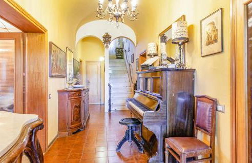 Cozy Home In Crespina Pi With Sauna - Foto 13