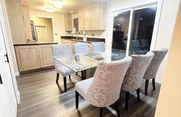 4-bedroom Burlington with AC & Wifi - Foto 12