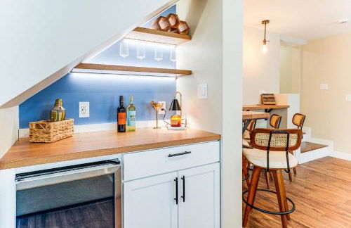 Modern Gem on 15 Acres, 5 Mi to Old Orchard Beach! - Foto 5