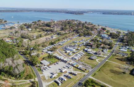 Model Home near Camp Lejeune with Water View - Foto 80