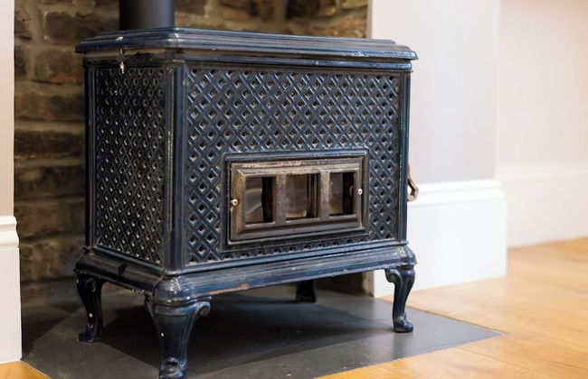 Modern 2BR Home in Dalston W/balcony, Fits 4 - Photo 10