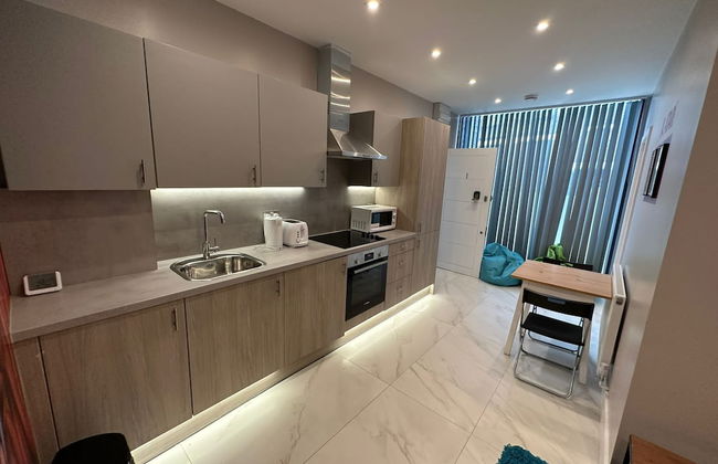 Themed Stunning 1-bed Apartment in London - Foto 6