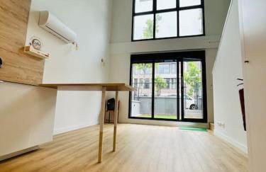 Loft 007 con jardin, piscina, garaje y Netflix - Foto 6