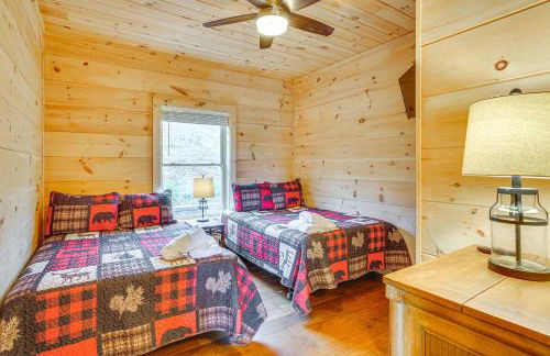Pet-Friendly Boone Cabin with Mtn Views and Hot Tub! - Foto 14