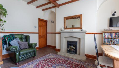 Haworth Village House - Sleeps 6 Parking & Pets! - Foto 1