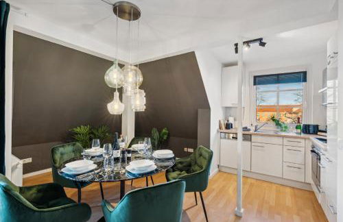 maremar - Design-Maisonette am Holzmarkt - Luxus Boxspringbetten - Arbeitsplatz - Loggia - Foto 8