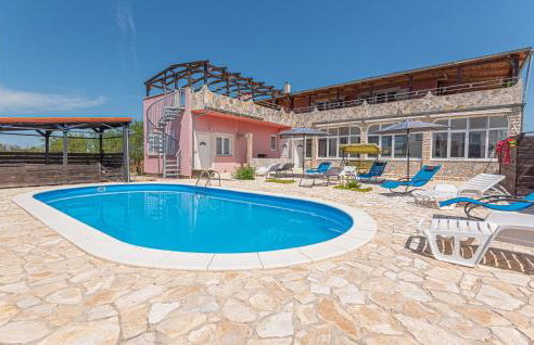 Nice Home In Konjevrate With Wifi - Foto 1