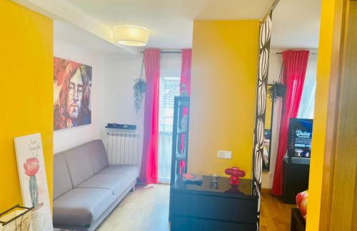 ATICO & TERRAZA a 6 minutos en metro de ATOCHA estacion central - Foto 1