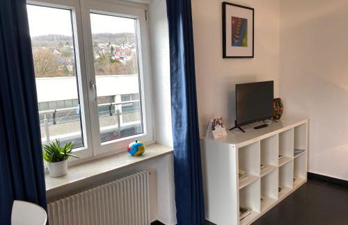 Preiswertes stilvolles Zimmer im privaten Haus mit großem schönem modernem Gemeinschaft Badenzimmer - Foto 67