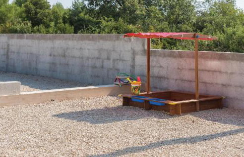 Four-Bedroom Holiday Home In Skradin-Dubavice - Foto 15