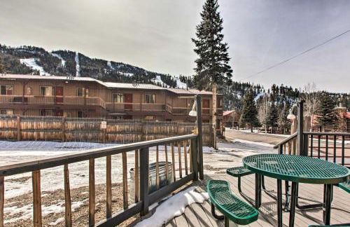 Cozy Red River Condo - Walk to Chair Lift! - Foto 2