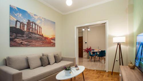 Blue Ark Exploring Athens - Photo 4