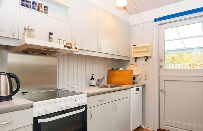 8 Person Holiday Home in Farvang - Photo 5