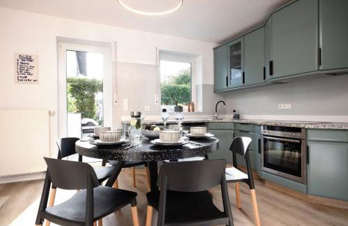 LenHaus Sundern - Ferienhaus mit Kamin & Garten - Foto 22