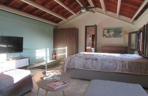 Το Σπιτι με την Σπηλιά - Foto 39